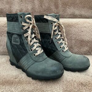 Sorel Lexie Wedge Lace Up Boots Black Gray Size 9